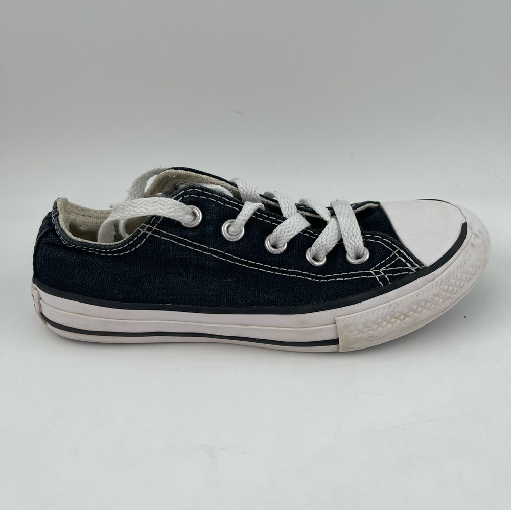 Converse Unisex Kids CTAS Black White Canvas Low Top Sneakers Shoes - Size 12 C